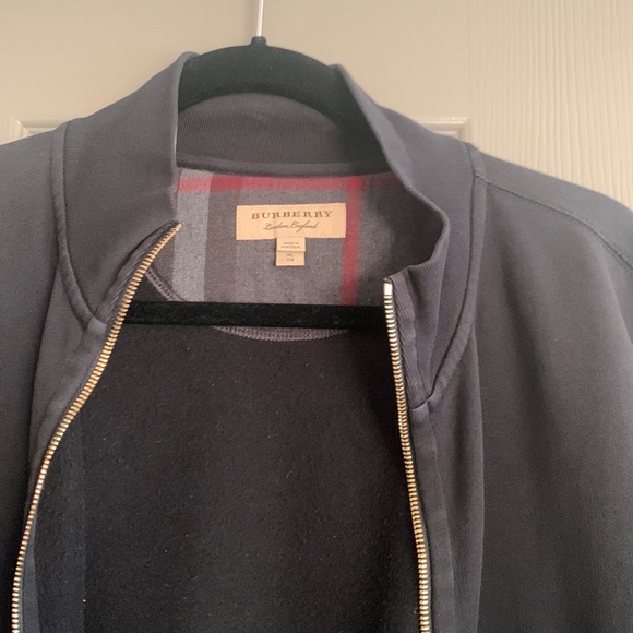 Burberry Sweater - Picture 3 of 5